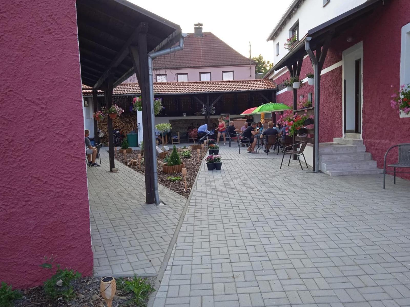Penzion Dagmar Kokasice 外观 照片